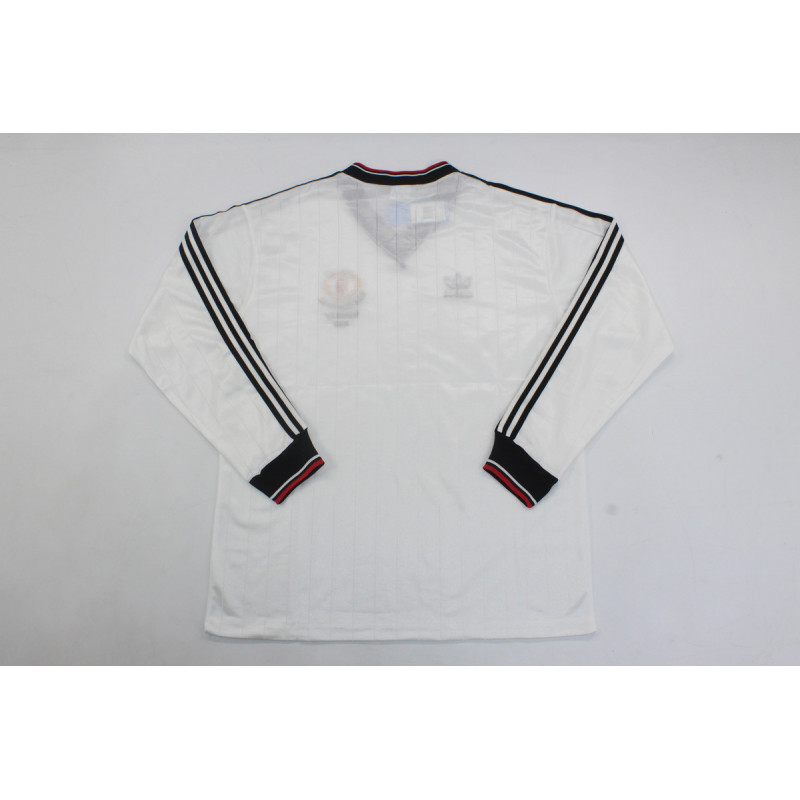 Manchester United Retro Manga Larga Final Milk Cup Visitante 83