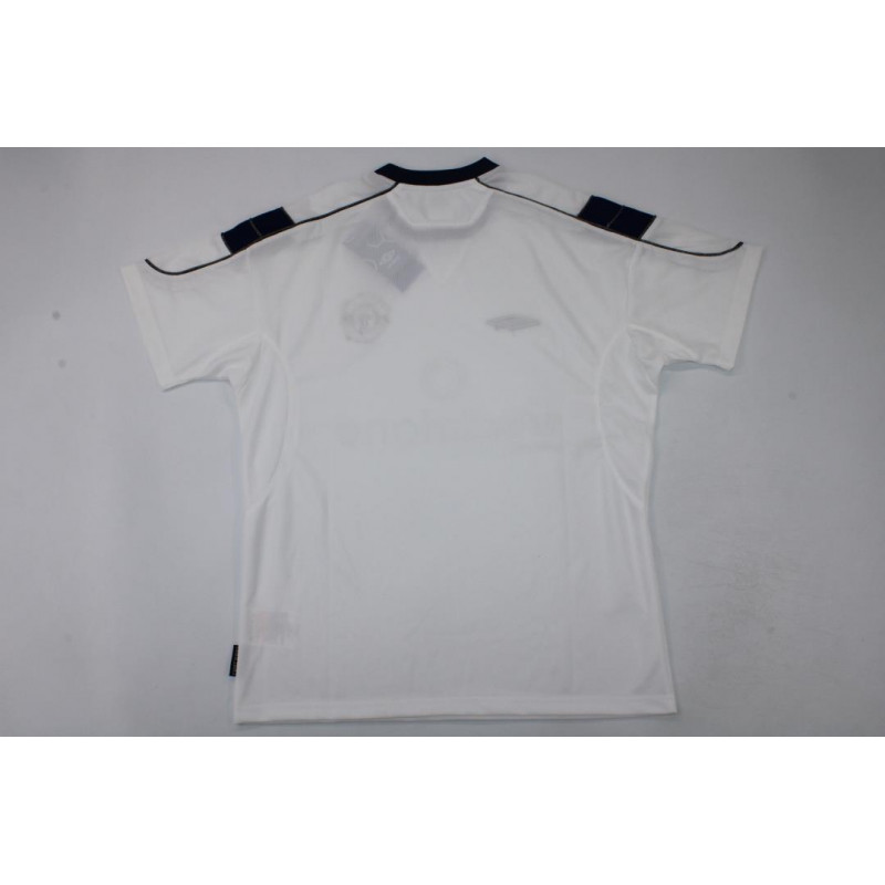 Manchester United Retro Visitante 99-00