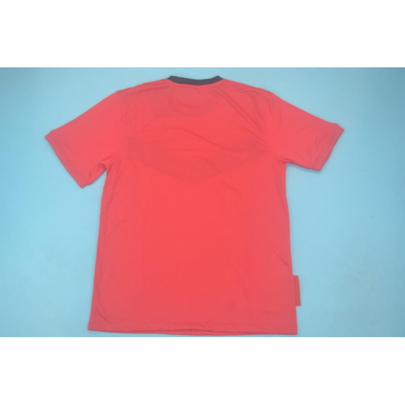 Manchester United Retro Local 09-10