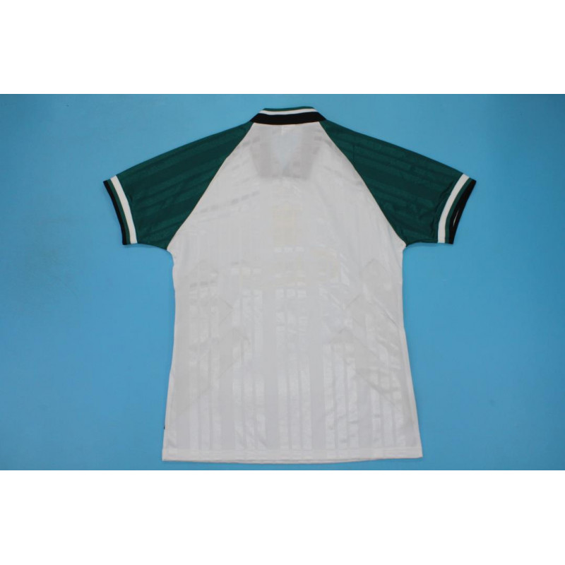 Liverpool Retro Visitante 93-95
