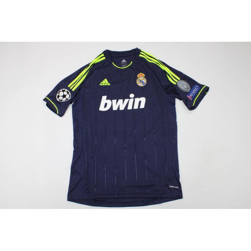 Real Madrid Retro Visitante 12-13 Real Madrid Retro Visitante 12-13