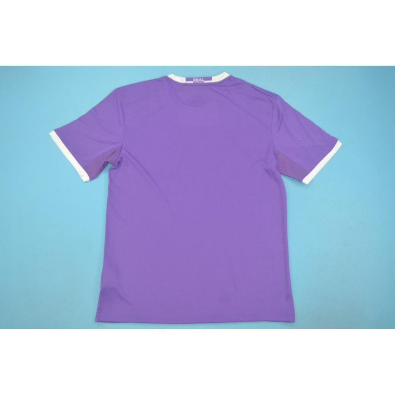 Real Madrid Retro Visitante 16-17
