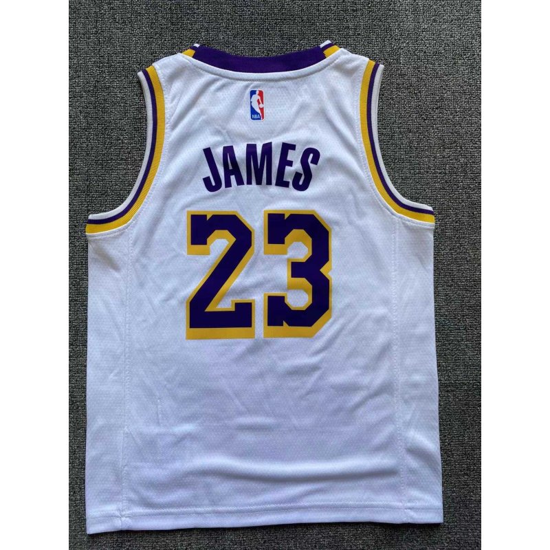 NBA Niño LAKERS Lebron James