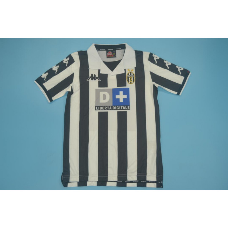 Juventus Retro Local 99-00 Juventus Retro Local 99-00