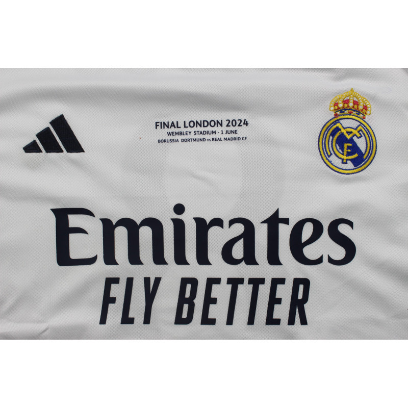 Real Madrid Player Version Especial Champions 15