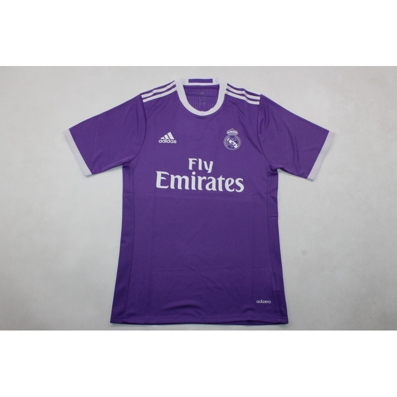 Real Madrid Retro Player Version Visitante 16-17 Real Madrid Retro Player Version Visitante 16-17