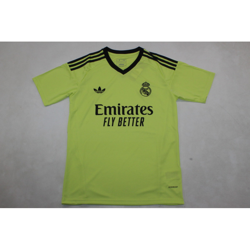 Real Madrid Portero Amarillo 24-25 Real Madrid Portero Amarillo 24-25