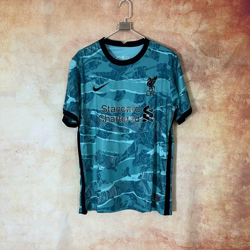 Liverpool Retro Visitante 20-21