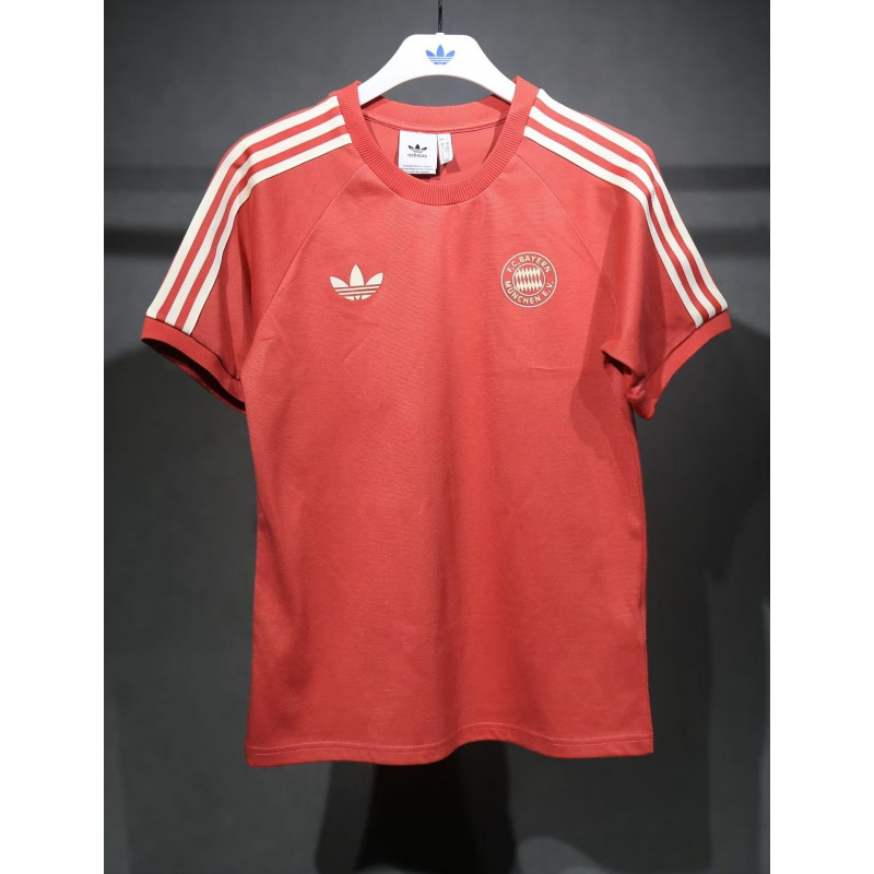 Bayern de Munich Estilo Retro Roja Bayern de Munich Estilo Retro Roja