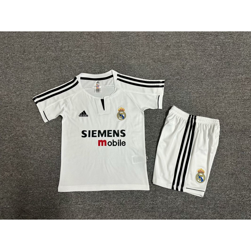 Real Madrid Retro KIT NIÑO Local 03-04 Real Madrid Retro KIT NIÑO Local 03-04