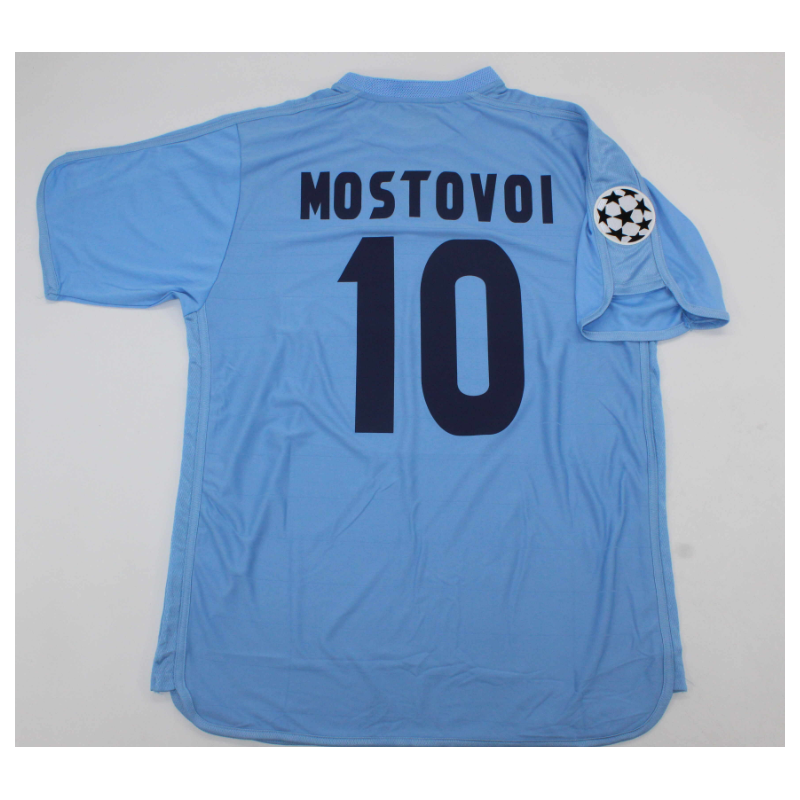 CV Retro 02-03 UCL