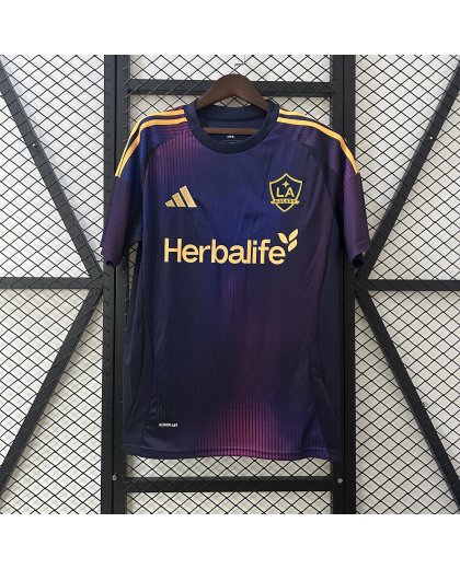 LA Galaxy visitante 25-26