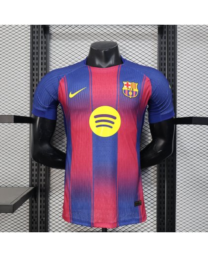 Barcelona local 25-26 player version
