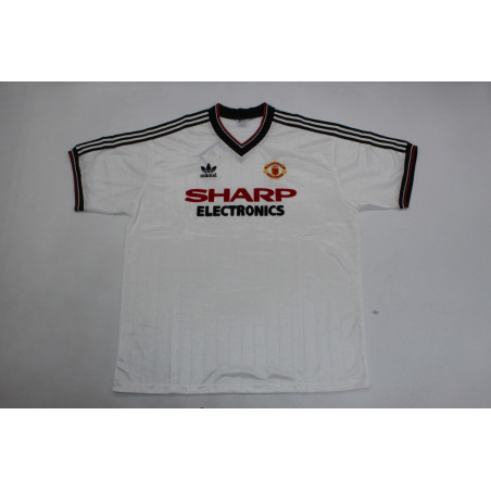 Manchester United Retro Visitante 82-83